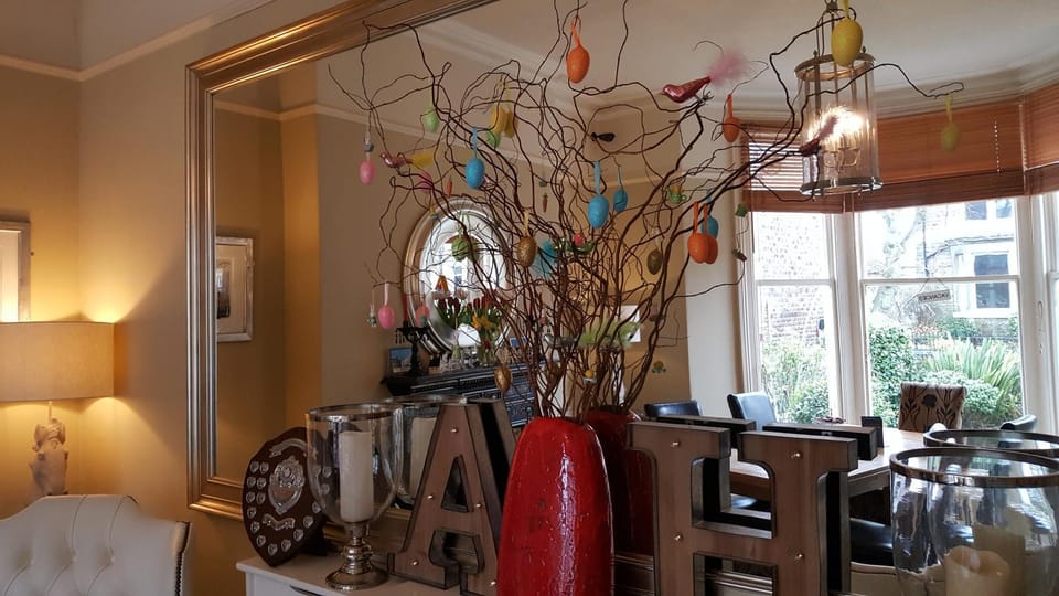 Spring, Decorative detail, Seating area