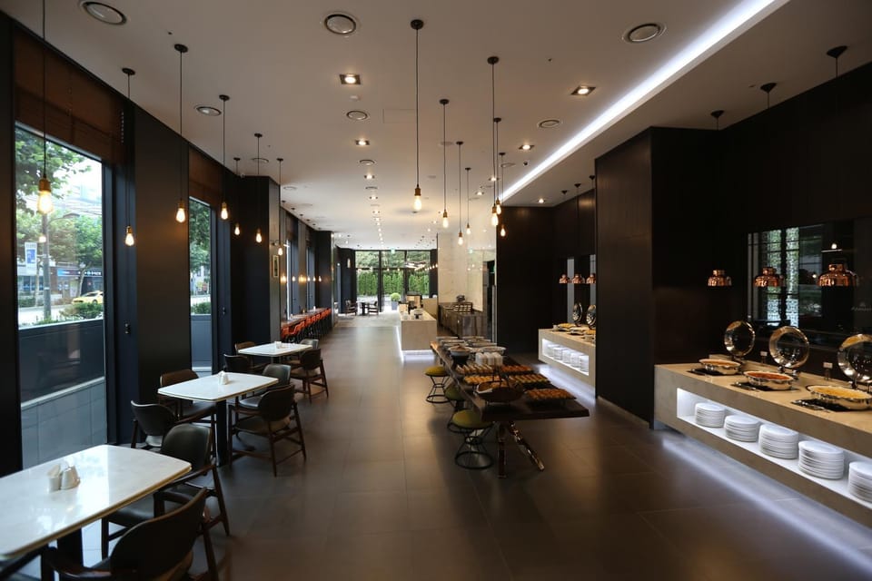 Restaurant/places to eat