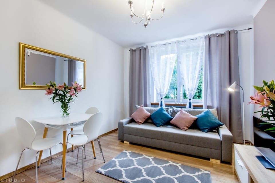 Living room, Photo of the whole room, Seating area