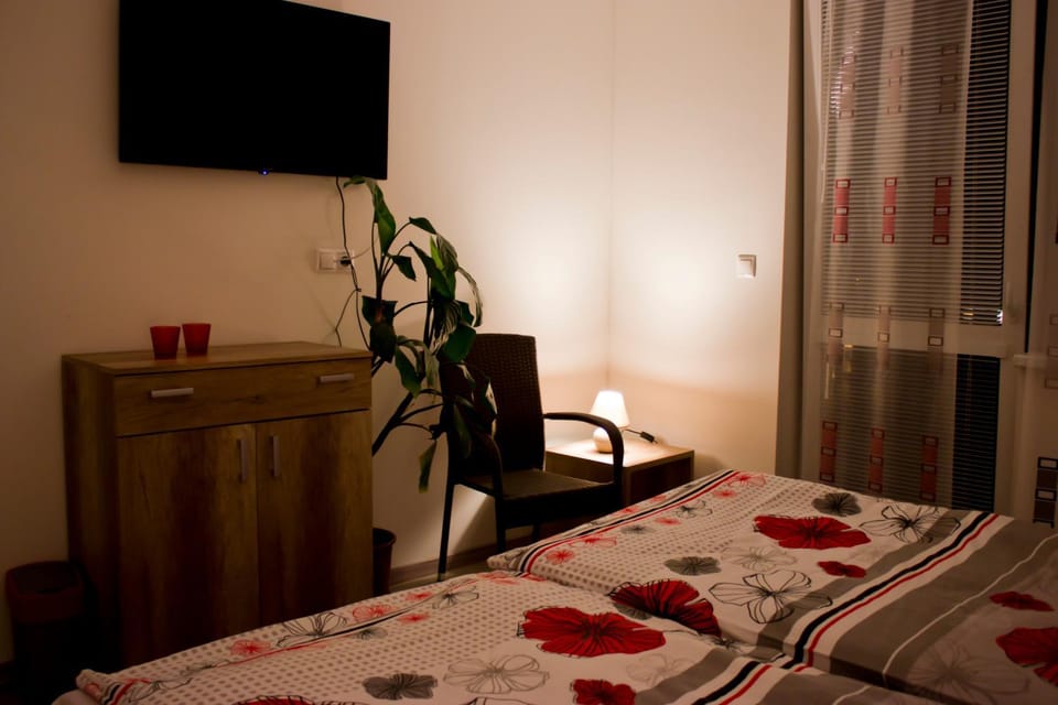Night, Decorative detail, Bedroom