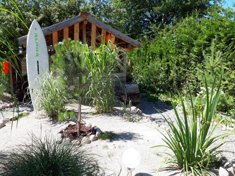 BBQ facilities, Garden