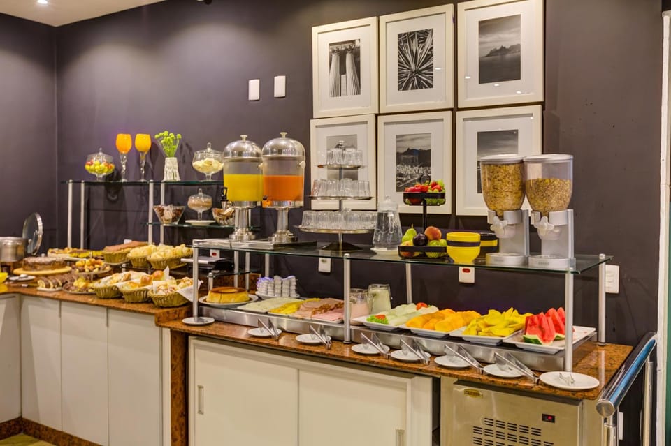 Coffee/tea facilities, Food and drinks, Food, Breakfast, Buffet breakfast, Drinks