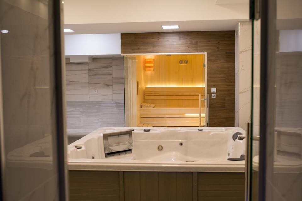 Sauna, Spa and wellness centre/facilities