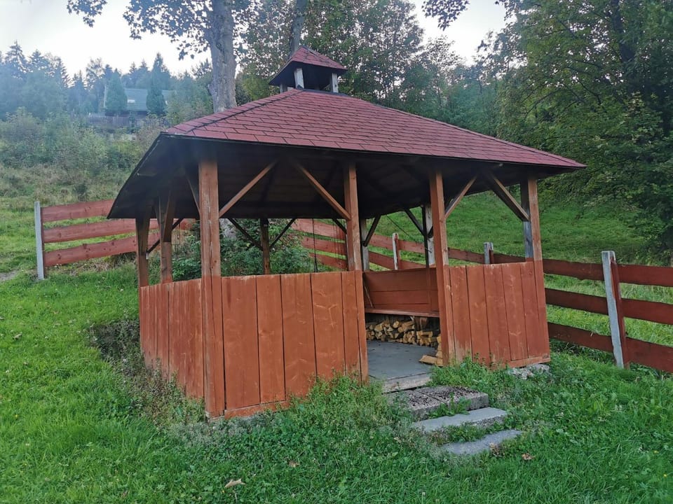 BBQ facilities, Garden, View (from property/room), Garden view, Mountain view