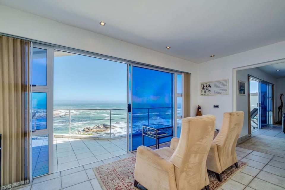View (from property/room), Balcony/Terrace, Seating area, Sea view
