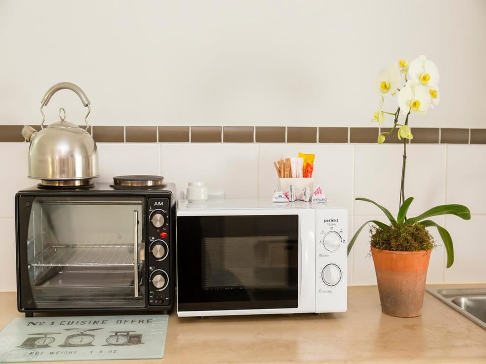 Coffee/tea facilities, Kitchen or kitchenette