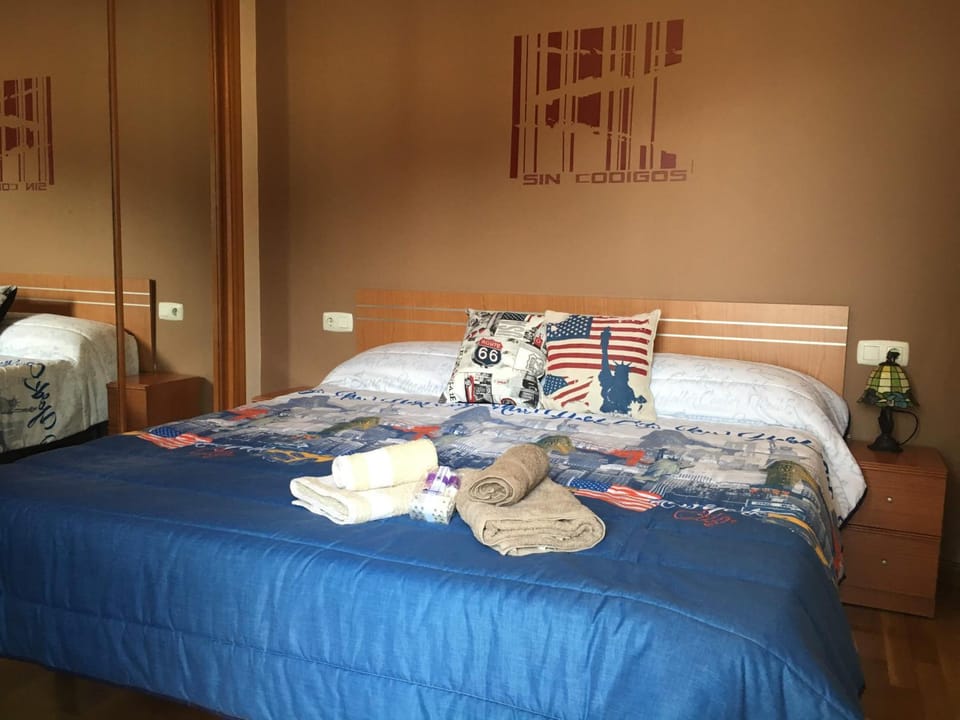 Bed, Bedroom