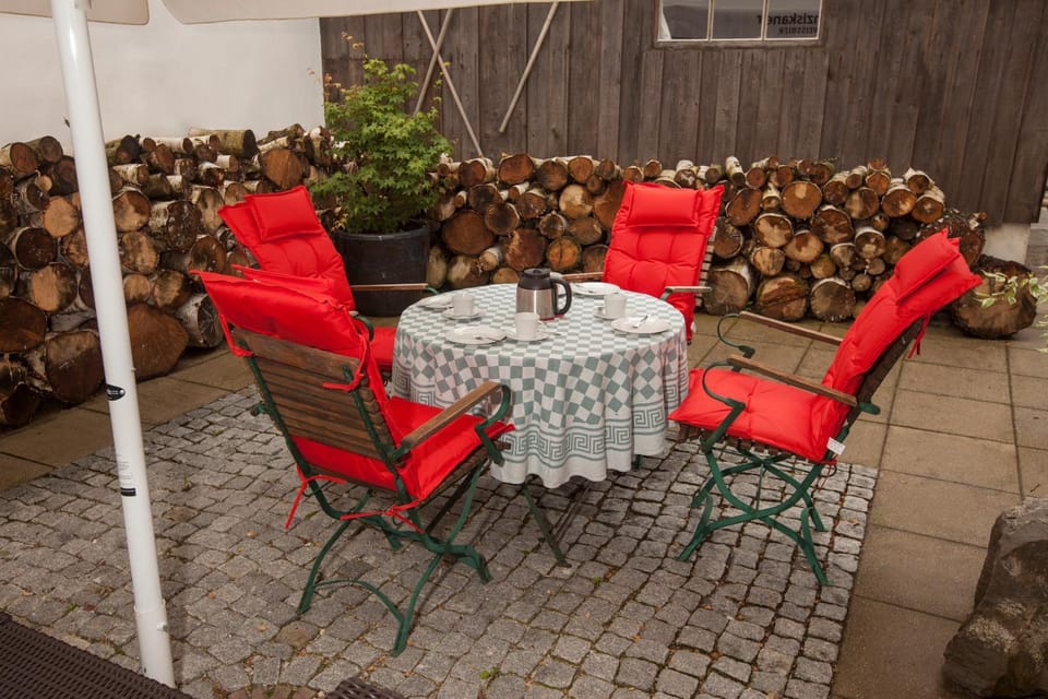 Patio, Balcony/Terrace