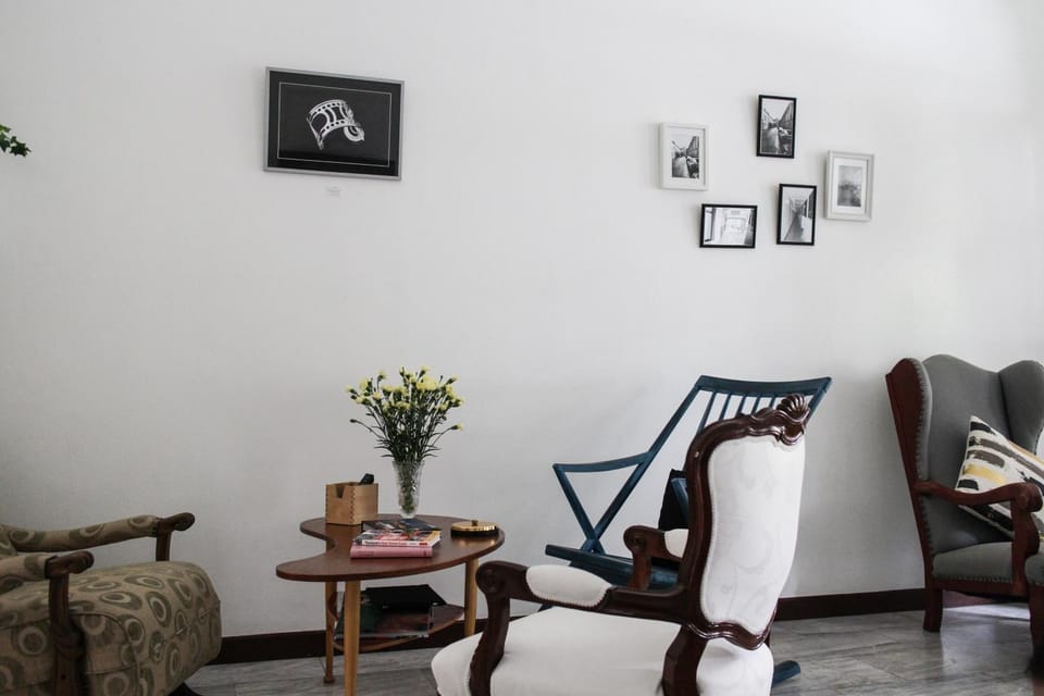 Communal lounge/ TV room, Living room, Seating area