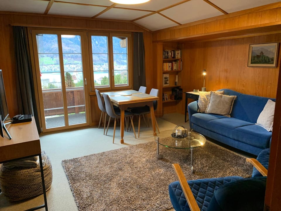 Living room, Photo of the whole room, Seating area, Dining area