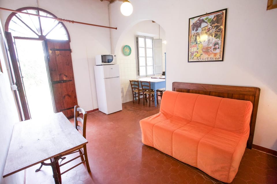 Bed, Living room