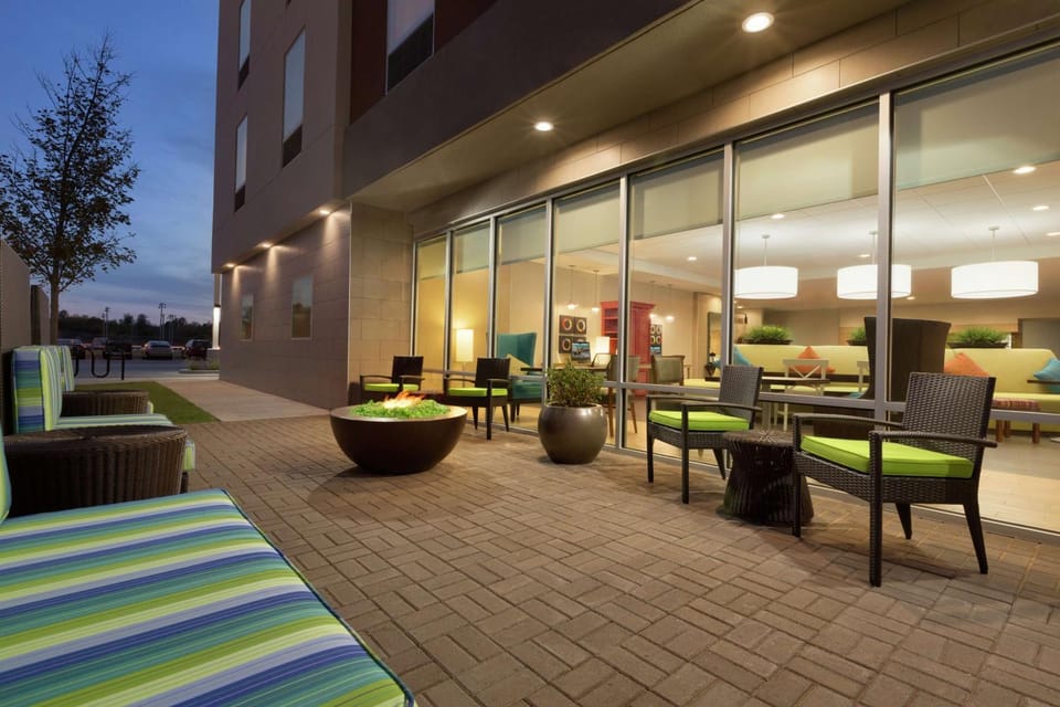 Property building, Balcony/Terrace