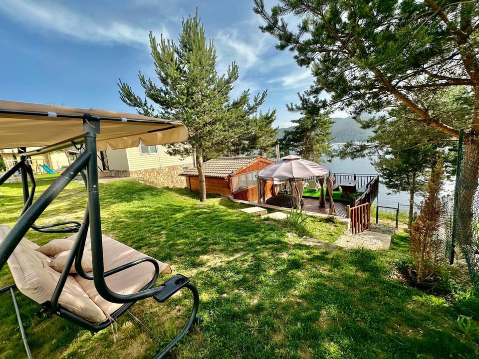 Garden, Garden view, sunbed