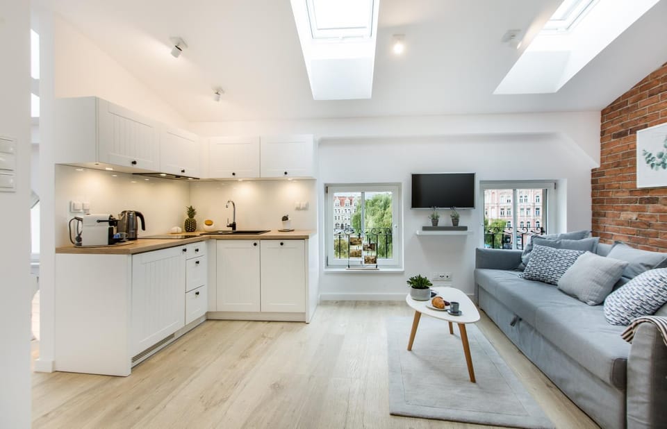Kitchen or kitchenette, Living room, Seating area