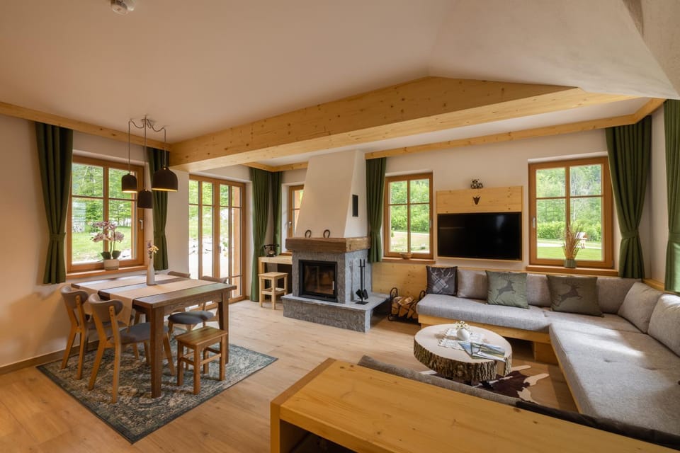 Living room, Seating area, Dining area, flat iron