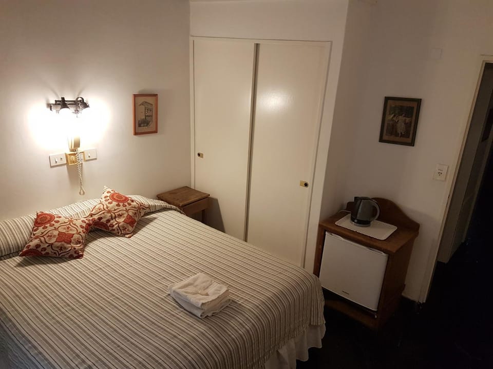 Hosteria El Colonial Inn in Buenos Aires Province