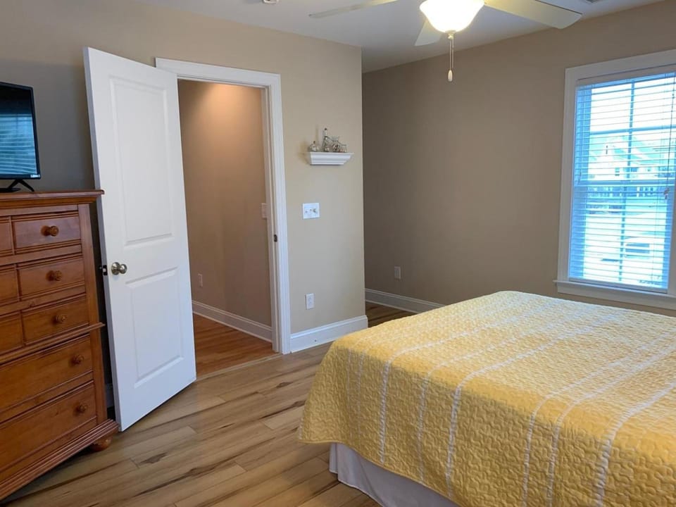 2 the C House in Holden Beach