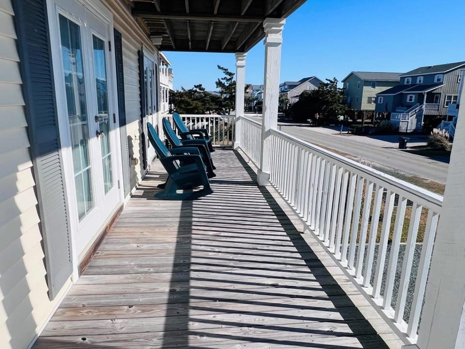2 the C House in Holden Beach