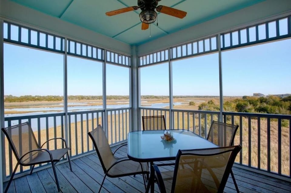 Belle Moor House in Holden Beach