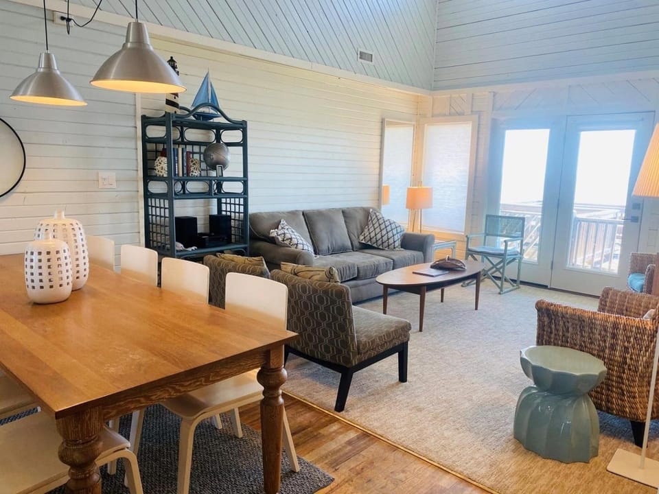 King of the Sea House in Holden Beach