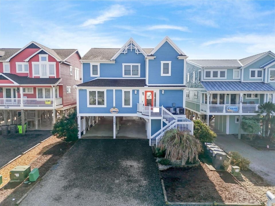 Majak Moments House in Holden Beach