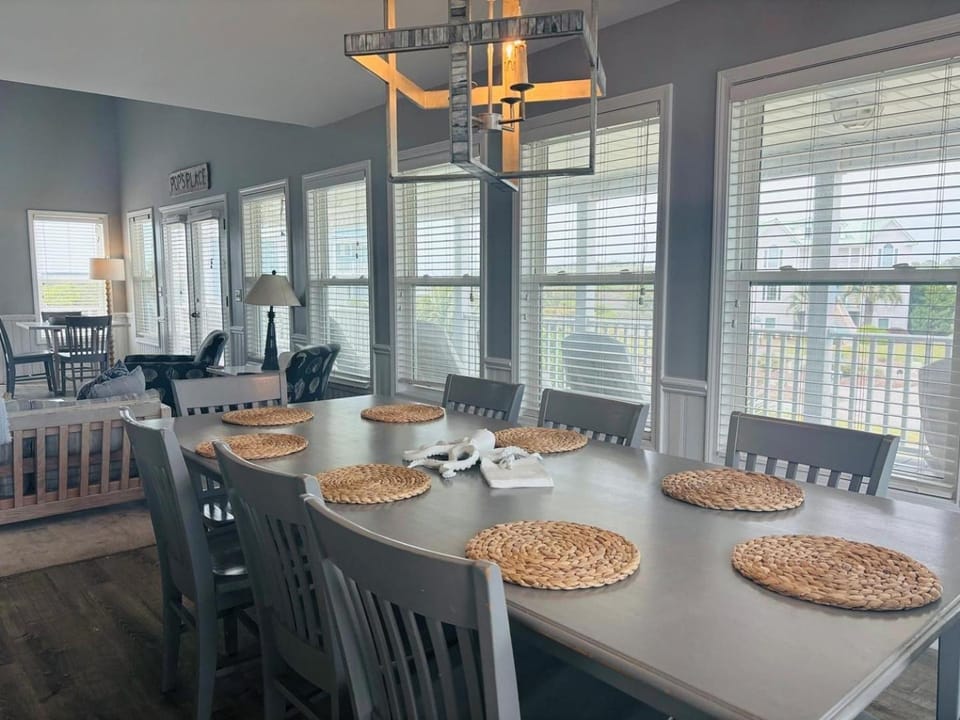 Long Grass House in Holden Beach