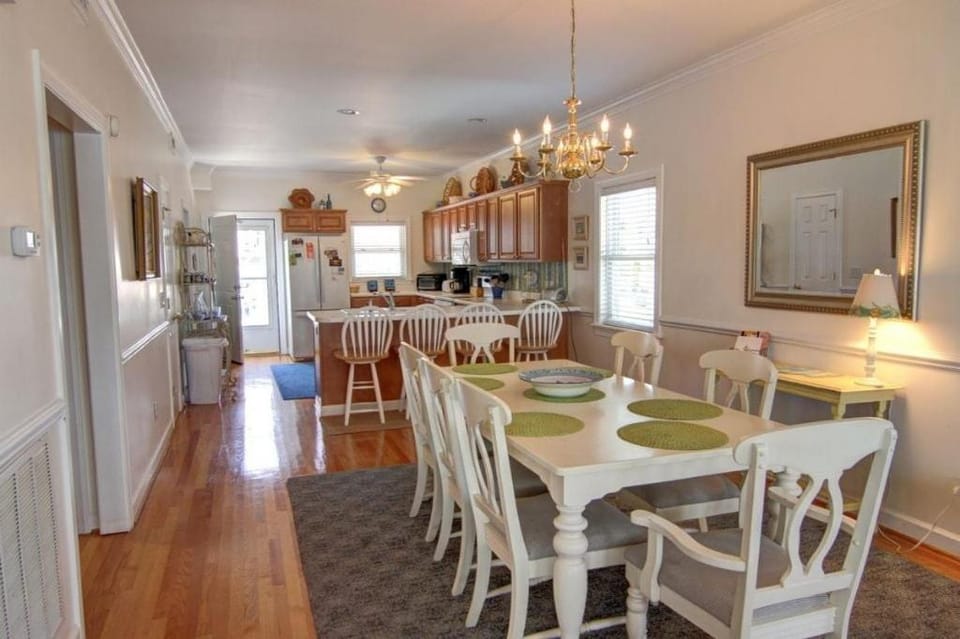 McLaurin Manna House in Holden Beach