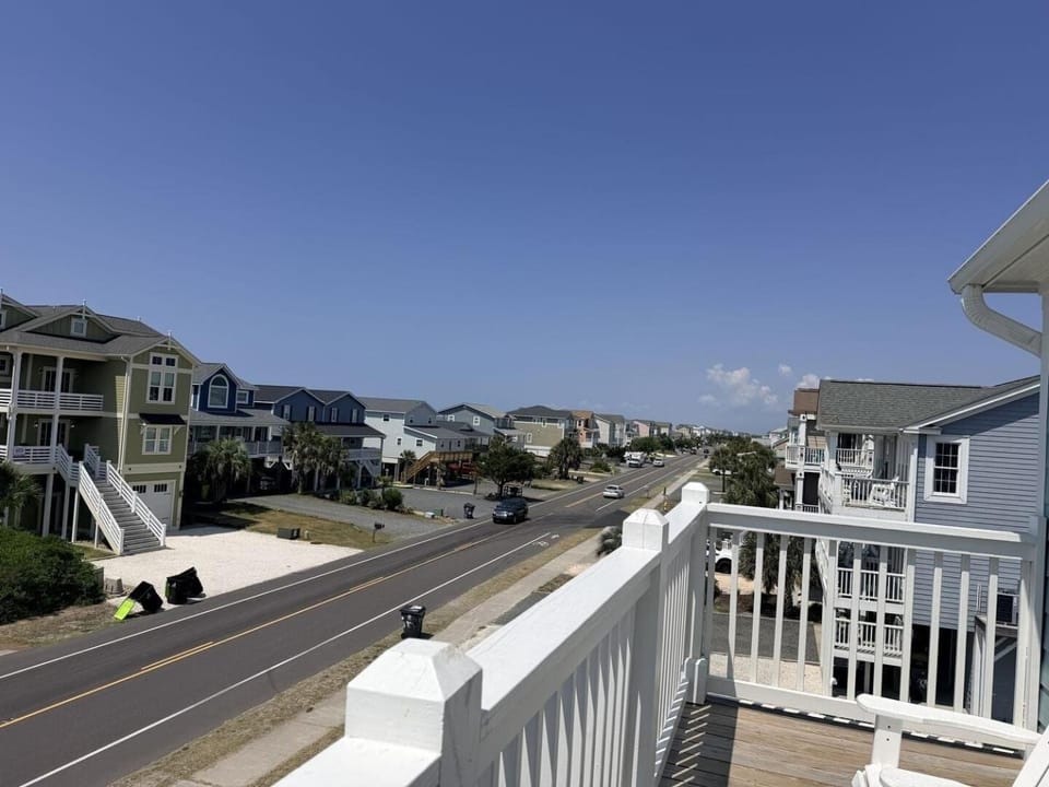 Old Man & The Sea House in Holden Beach