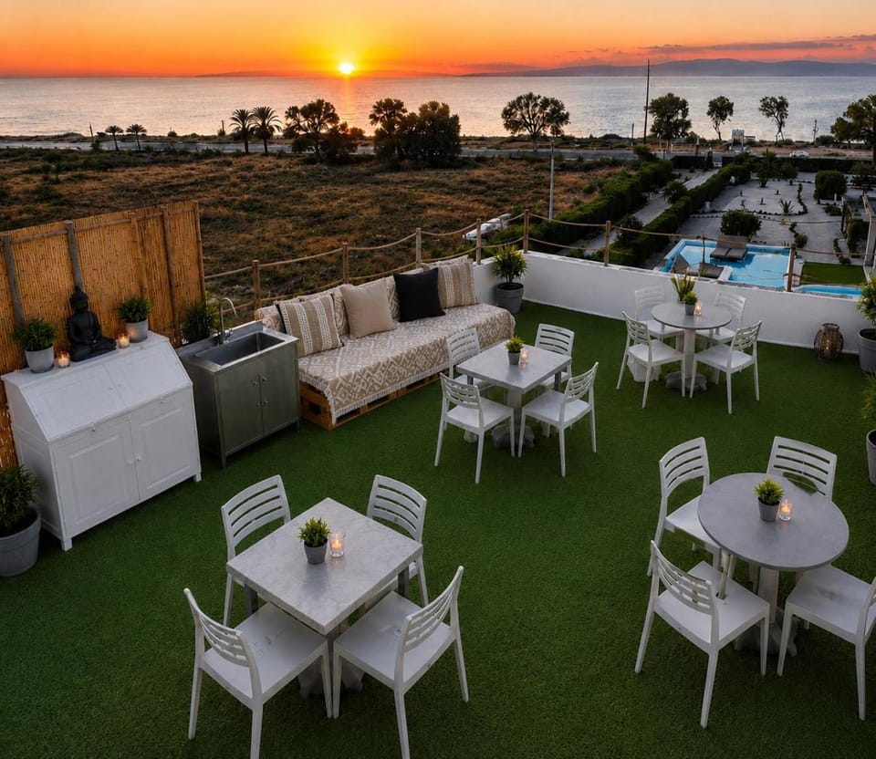Natural landscape, View (from property/room), Sea view, Sunset