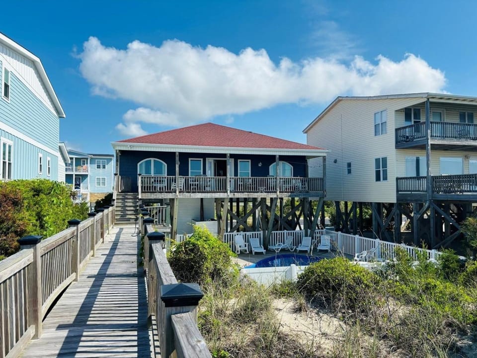 Sea Biscuit House in Holden Beach