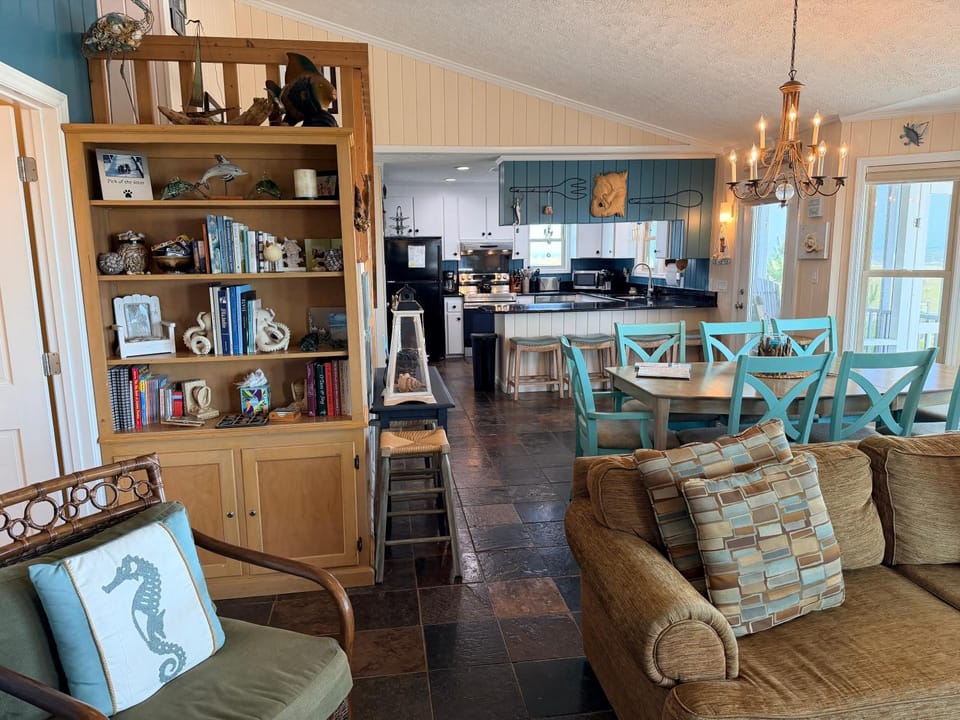 Windchimes House in Holden Beach