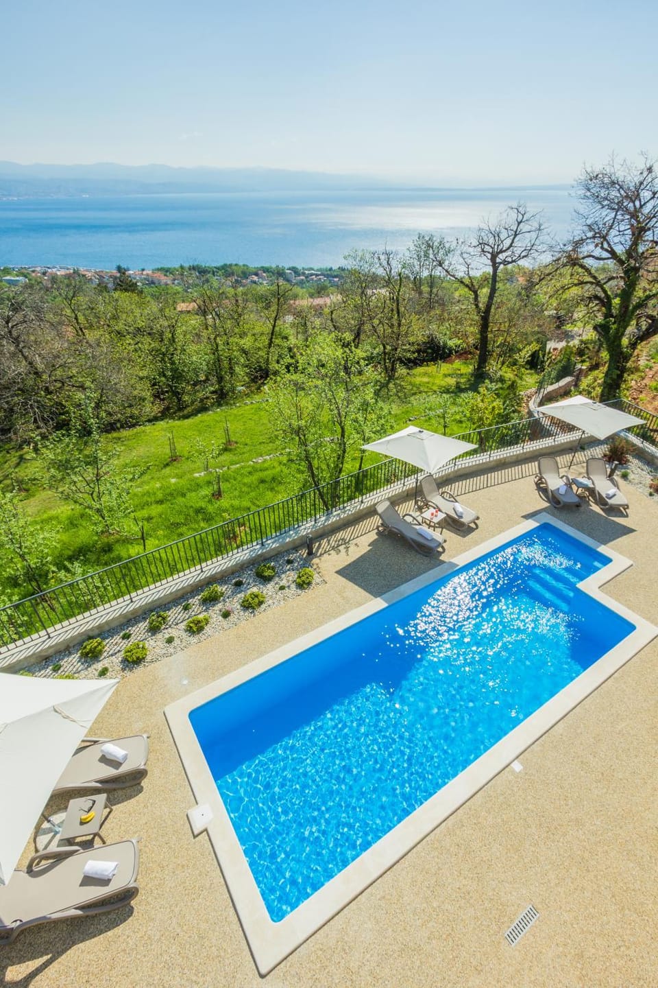 Pool view, Sea view, Swimming pool
