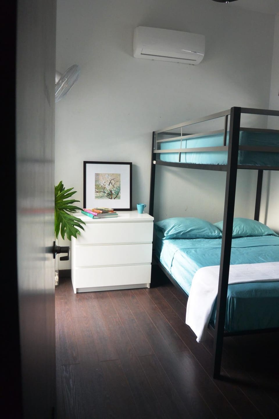 Photo of the whole room, bunk bed