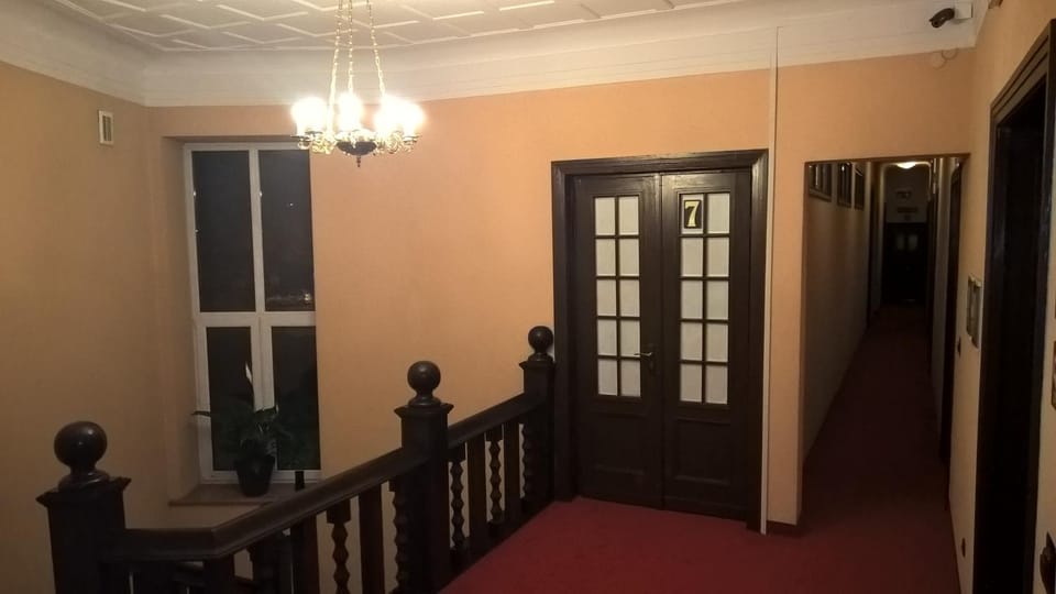Decorative detail, Floor plan