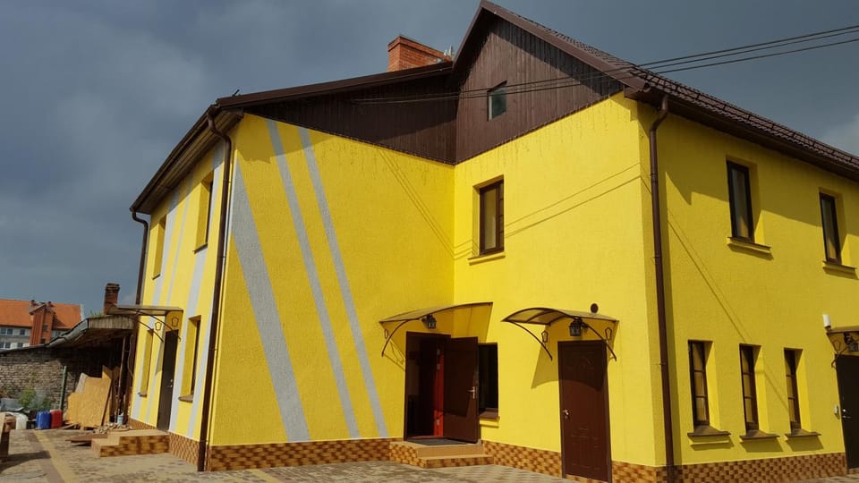 Property building, Facade/entrance