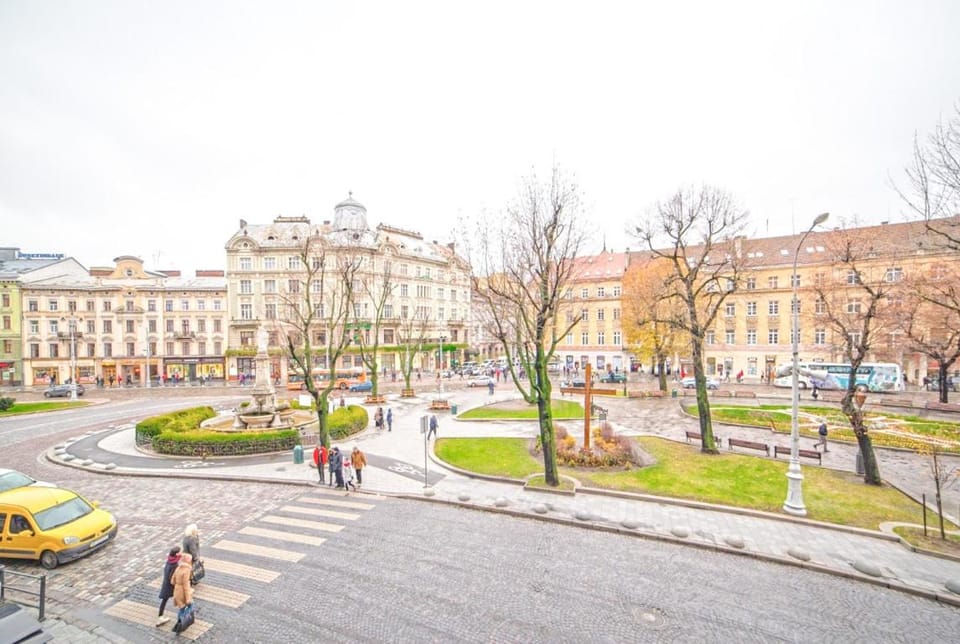 Apartments Prospekt Svobody 6/8 Apartment in Lviv
