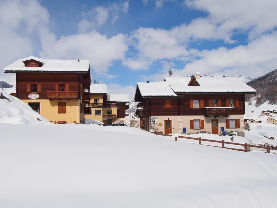 Property building, Winter