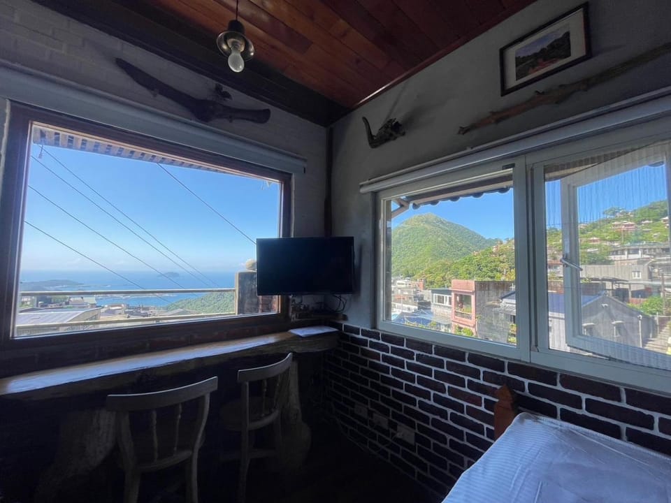 View (from property/room), Balcony/Terrace, Mountain view, Sea view