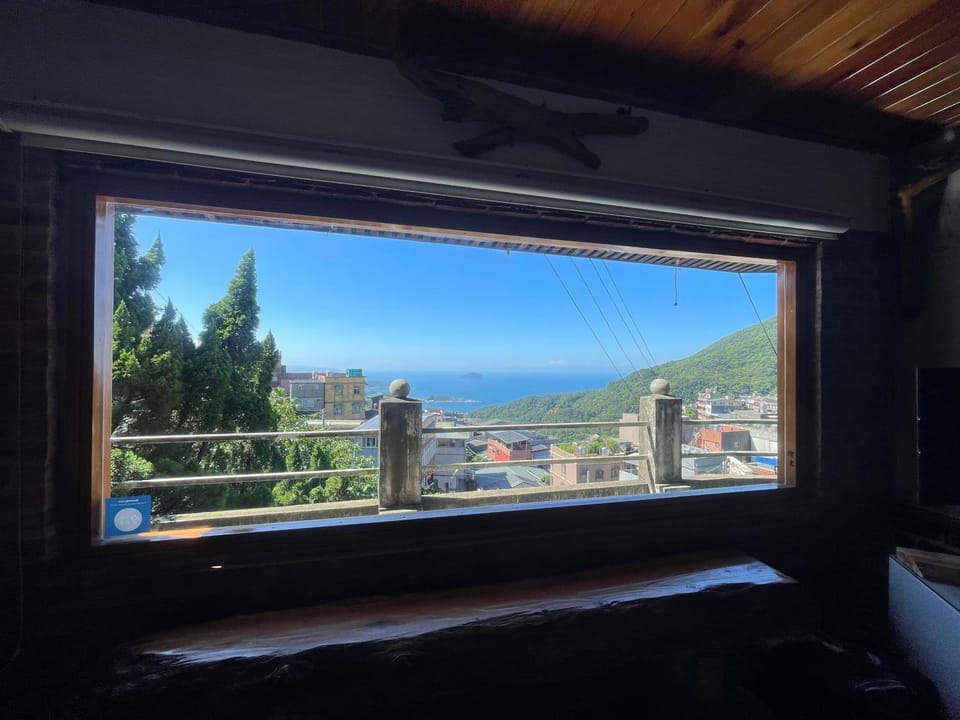 View (from property/room), Balcony/Terrace, Mountain view, Sea view