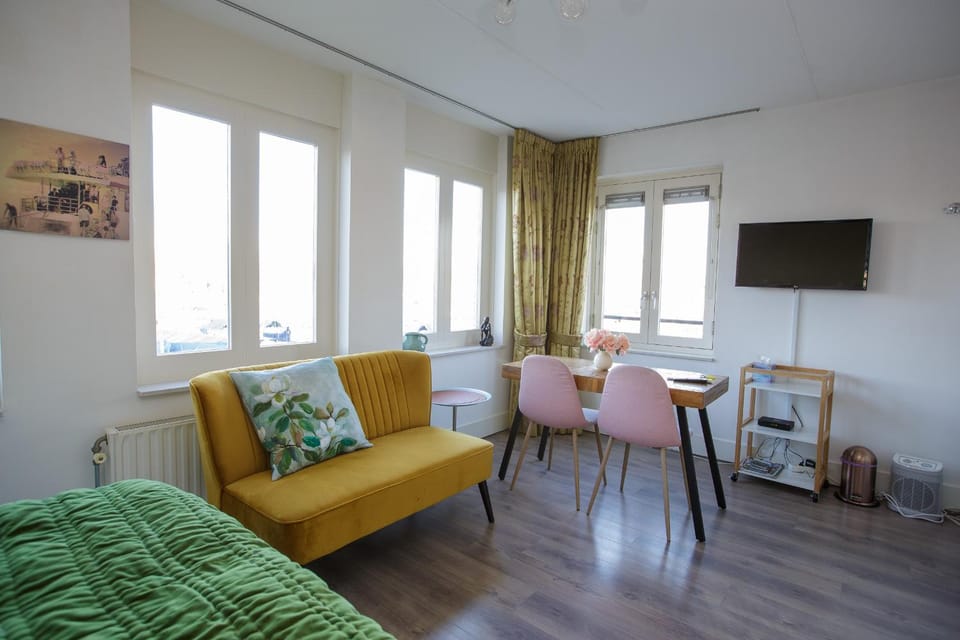 El Puerto Bed and Breakfast Bed and Breakfast in North Holland (province)