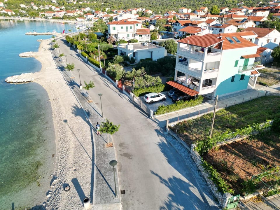 Property building, Natural landscape, Beach, Sea view
