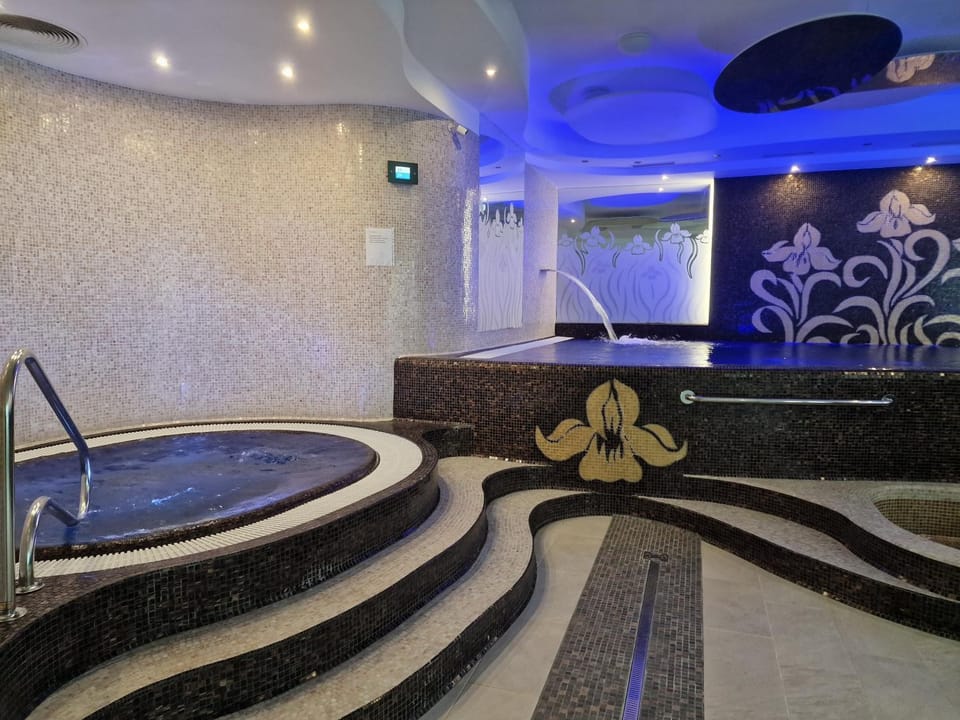 Hot Tub, Spa and wellness centre/facilities, Swimming pool