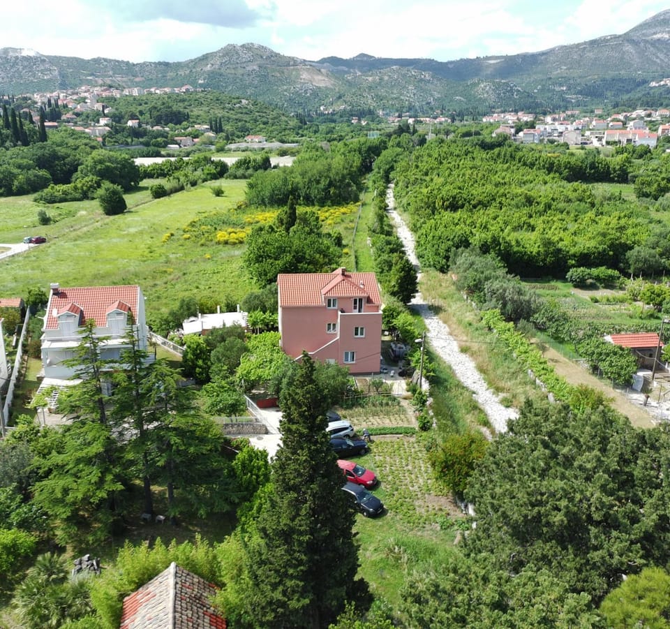 Apartment LANKA Apartment in Dubrovnik-Neretva County