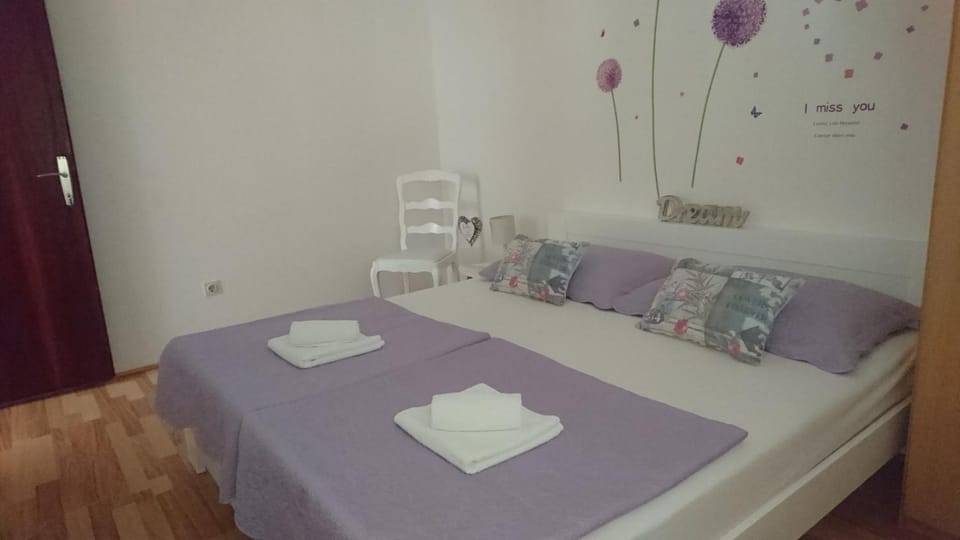 Guest house Ivanka Bed and Breakfast in Hvar