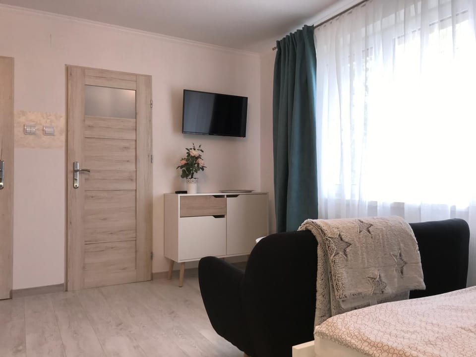 TV and multimedia, Seating area