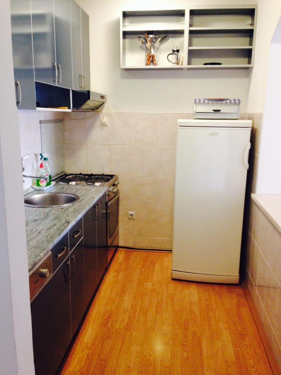 Kitchen or kitchenette