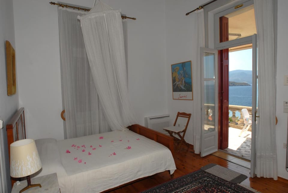 Bedroom, Sea view