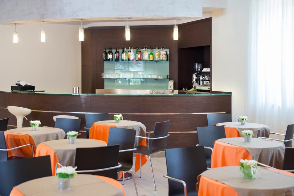 Lounge or bar
