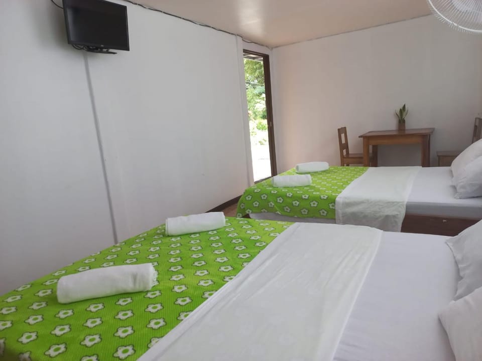 Hostel Orozco - Costa Rica Bed and Breakfast in Alajuela Province