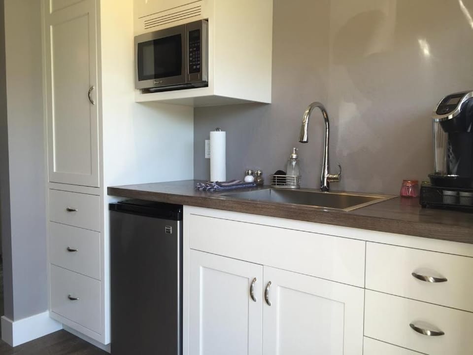 Andrea's Hidden Cottage House in Sonoma